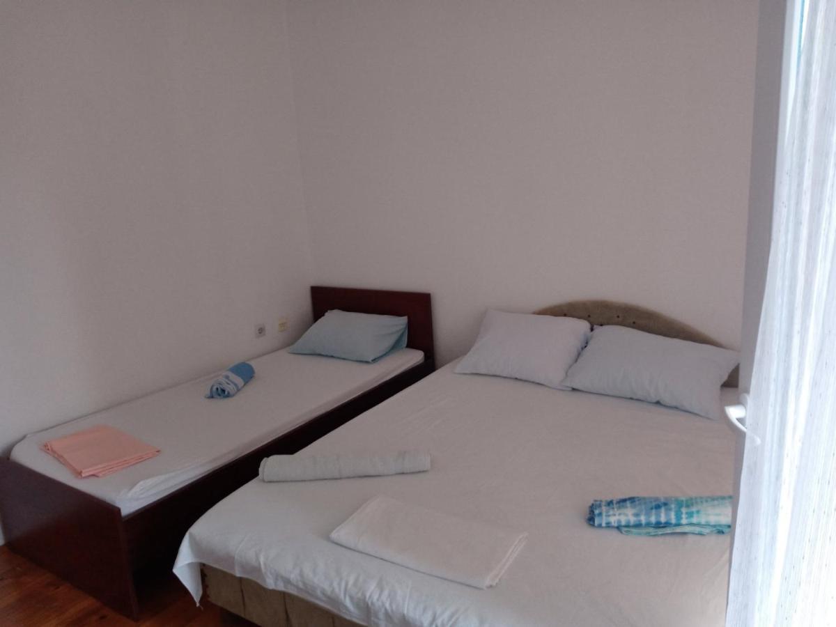 Apartman Seno Mostar Esterno foto