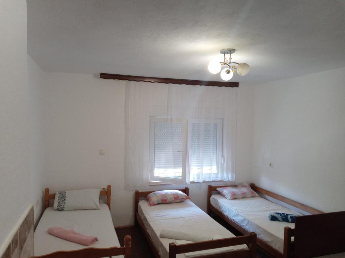 Apartman Seno Mostar Esterno foto