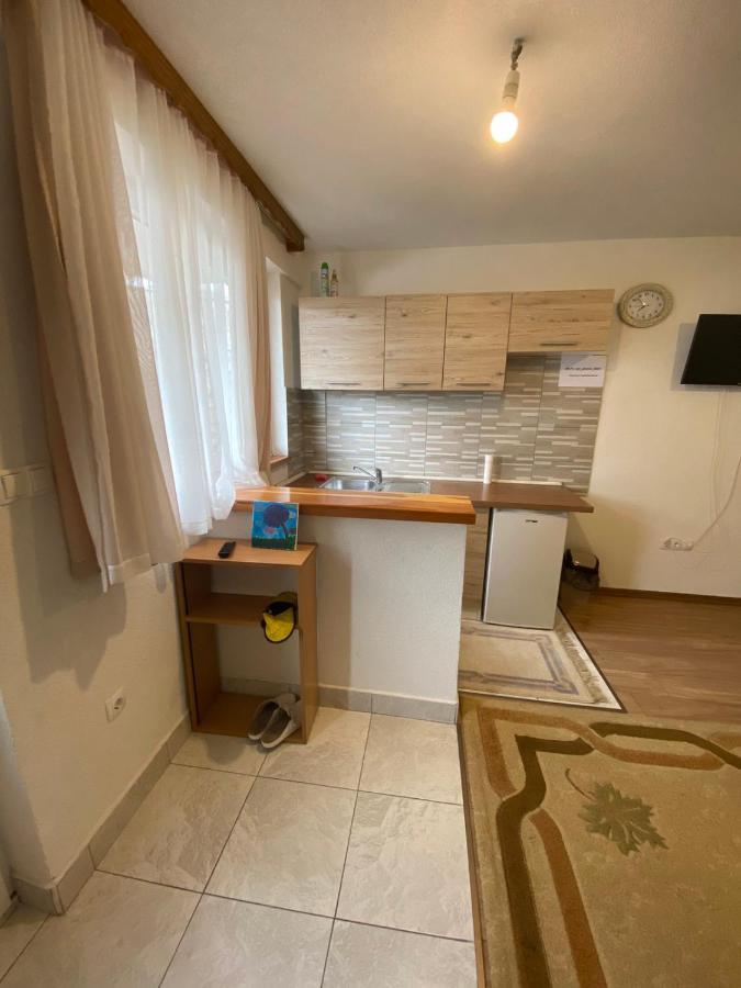 Apartman Seno Mostar Esterno foto