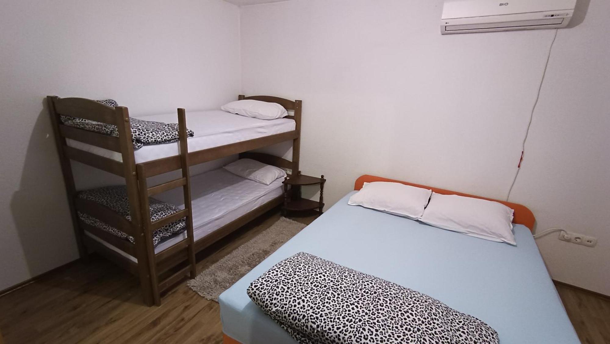Apartman Seno Mostar Esterno foto