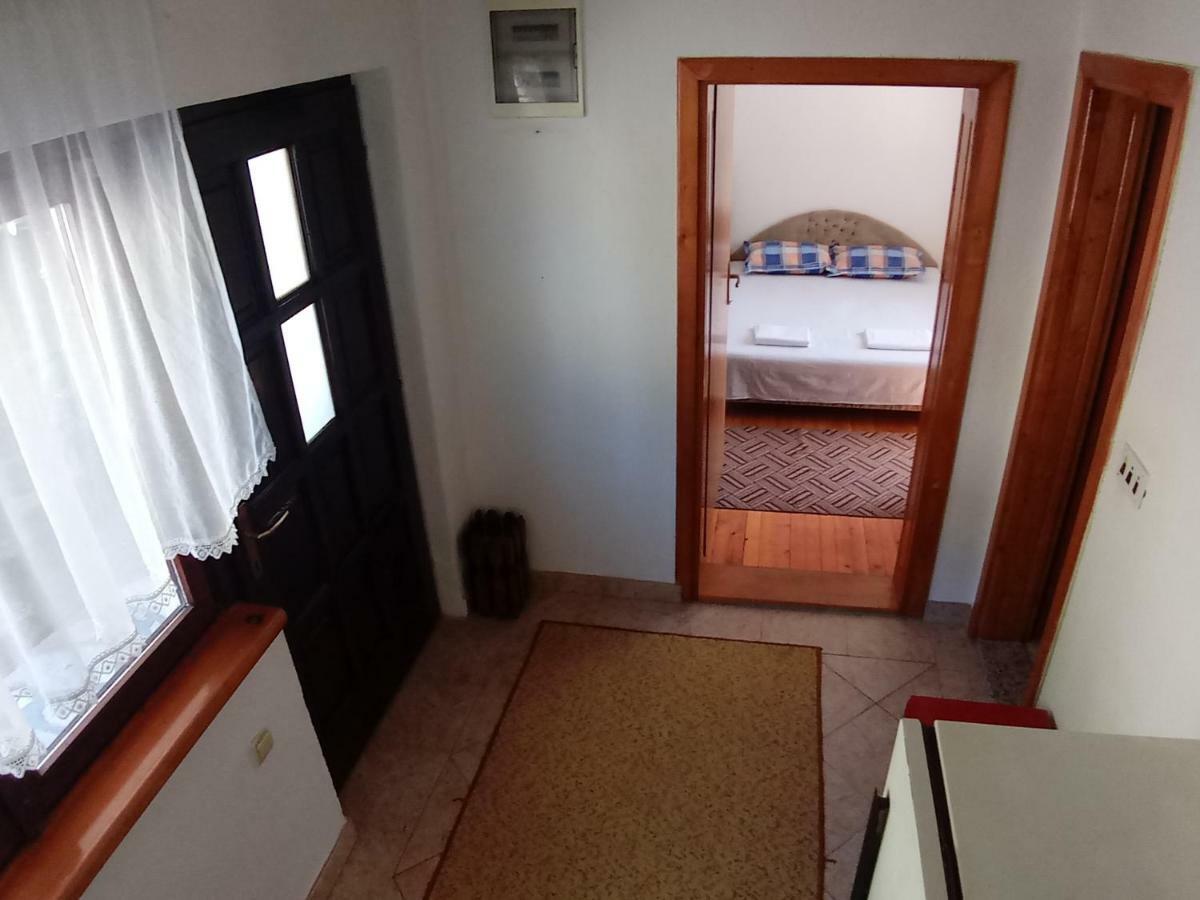 Apartman Seno Mostar Esterno foto